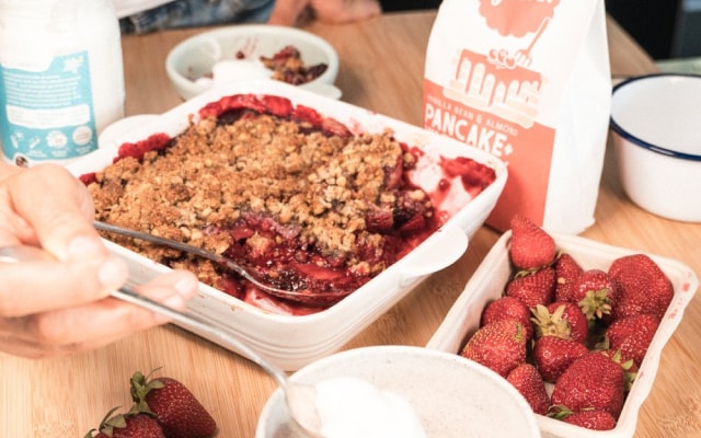 A Seasonal Fruity Breakfast Crumble