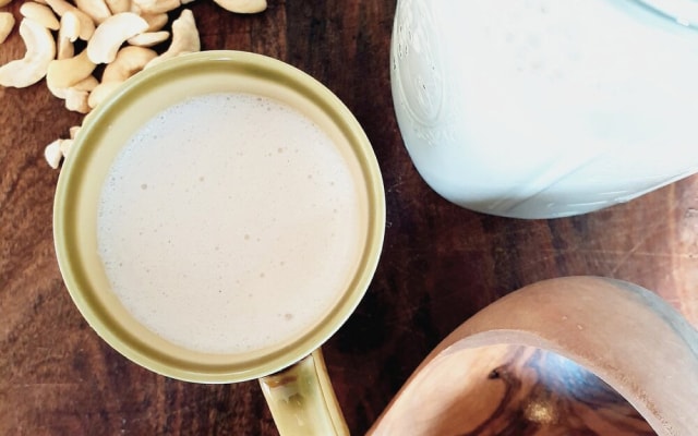 Creamy Cashew Milk for Hot Chocolates